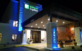 Holiday Inn Express Cloverdale