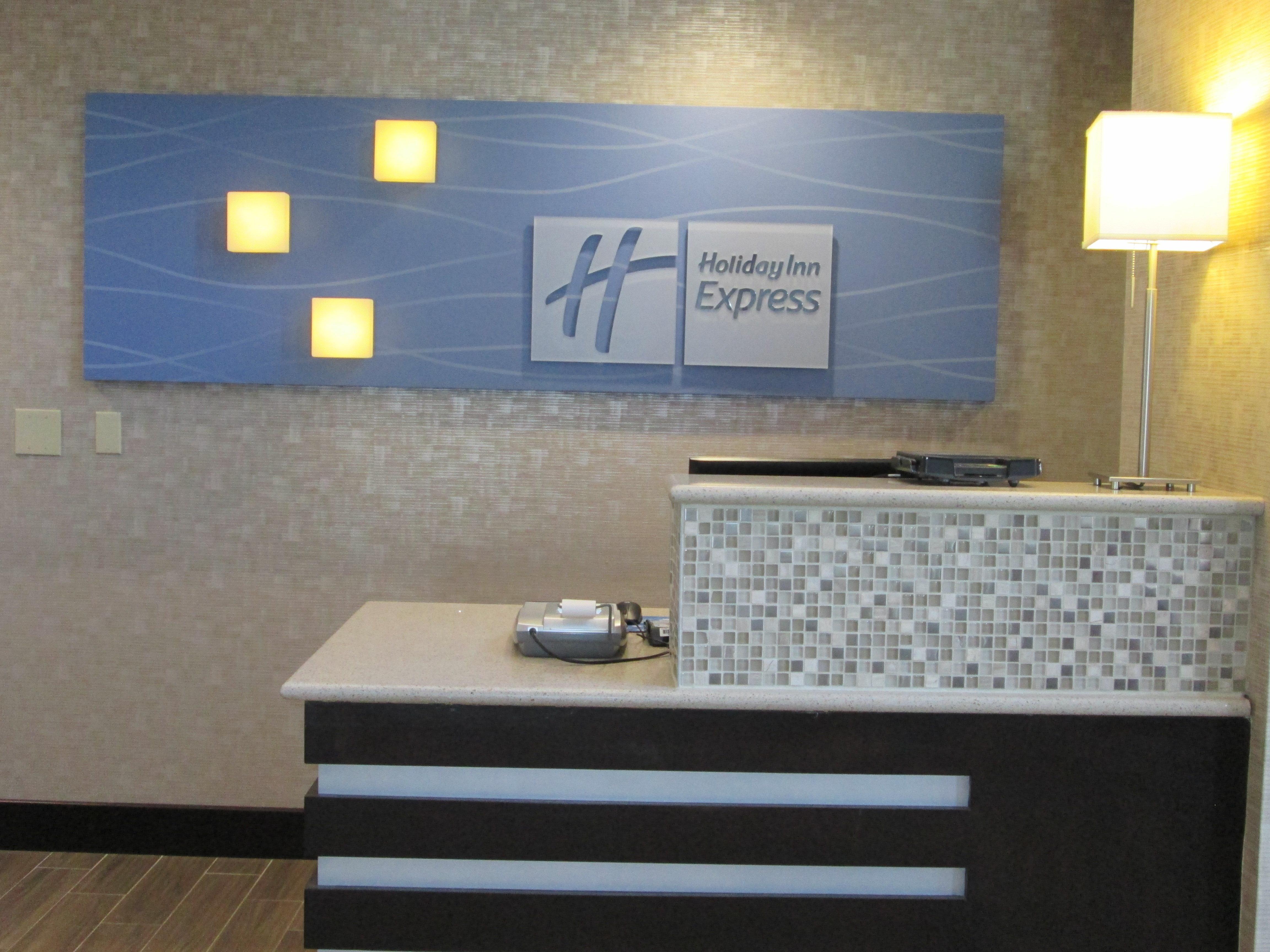 Holiday Inn Express Cloverdale - Greencastle By Ihg Exterior photo